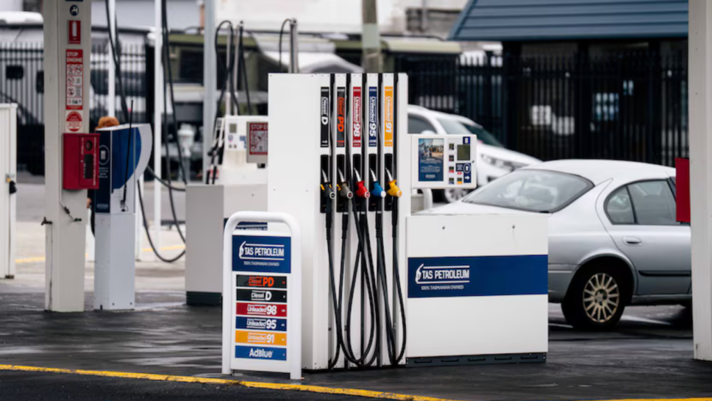 Australian Fuel Refinery Predicts the End of Petrol-Powered Vehicles